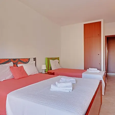 Praia Da Rocha Central With Pool By Homing Portimao Exterior photo
